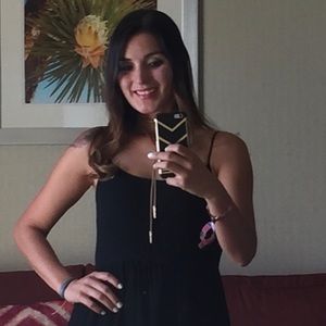 Meet your Posher, Vanessa